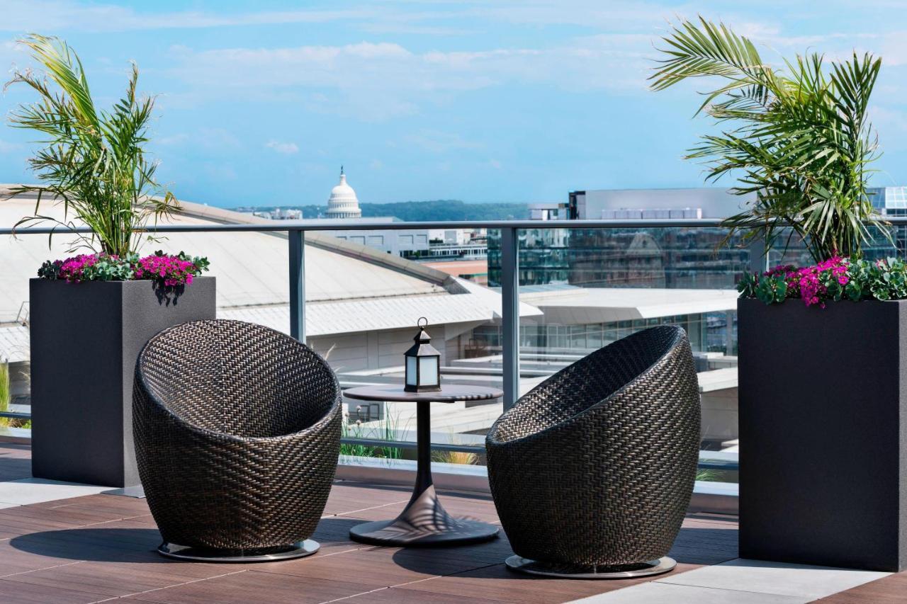 Courtyard By Marriott Washington Downtown/Convention Center Hotel Екстериор снимка