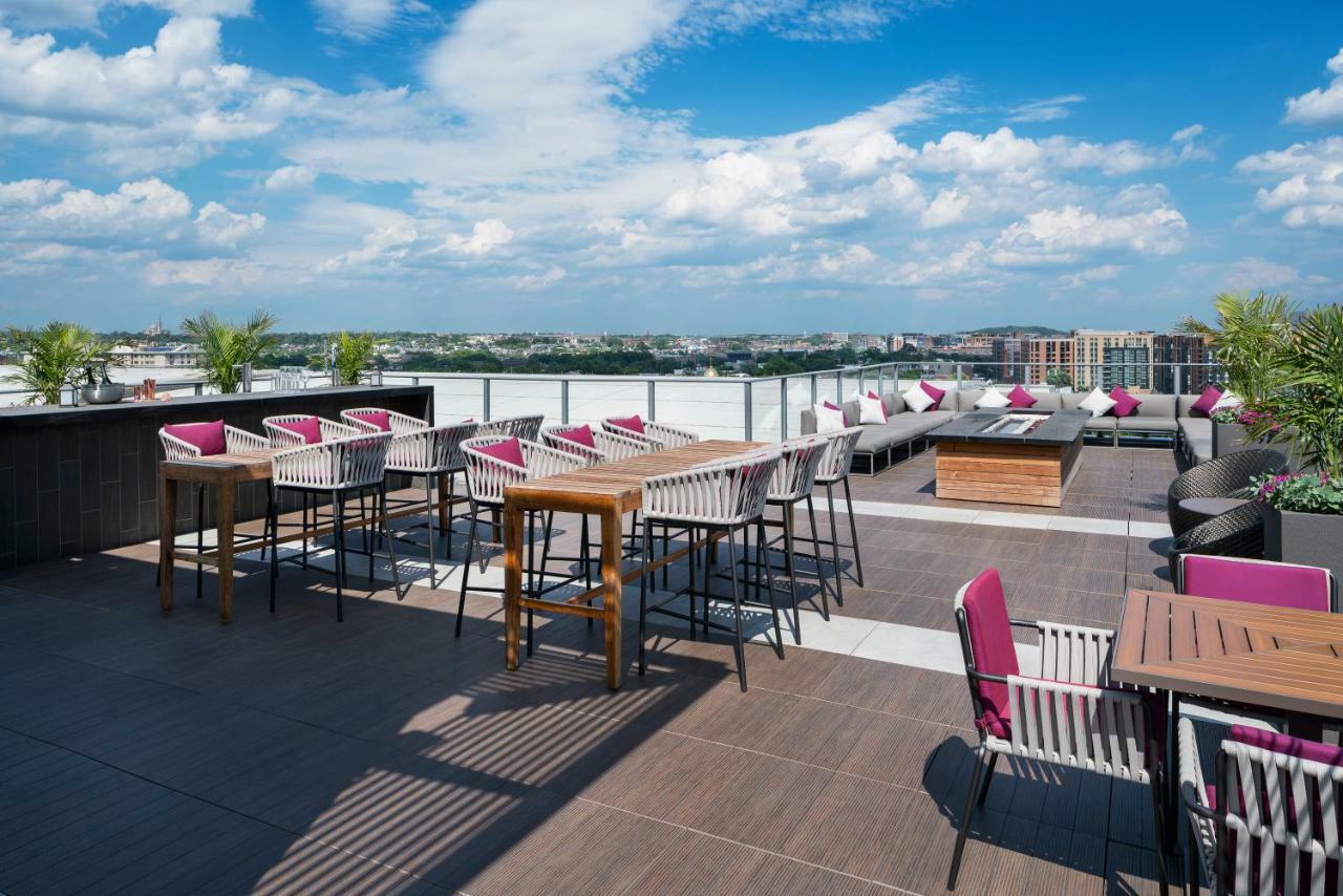 Courtyard By Marriott Washington Downtown/Convention Center Hotel Екстериор снимка